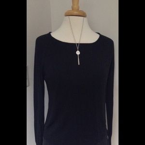 Sweater with built in shirttail